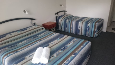 Warrina Motor Inn - Accommodation QLD 5
