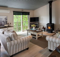 French Cottage - Accommodation QLD