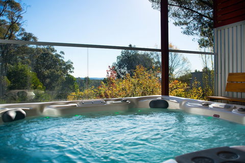 Artemis Retreat - Accommodation QLD 0