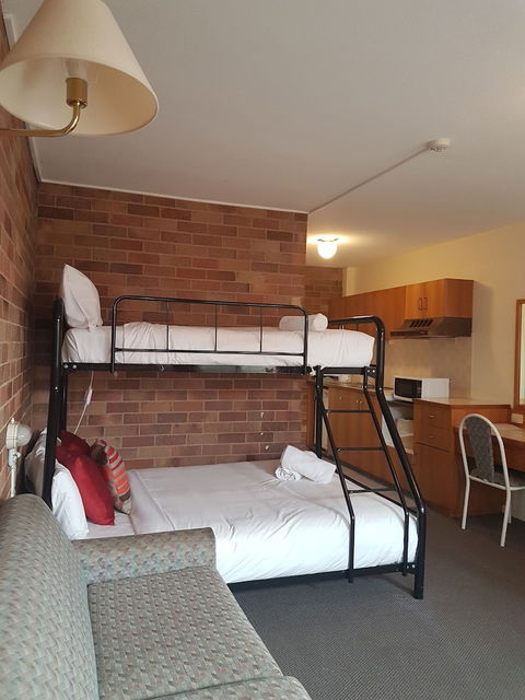 All Seasons Motel Armidale - Accommodation QLD 3