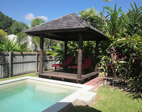 Latania Luxury Villas - Accommodation QLD 2