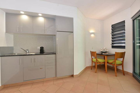 Seascape Holidays - Peninsula Apartments - Accommodation QLD 5