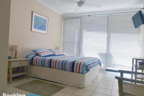 Cylinder Cove 1 - Accommodation QLD 4