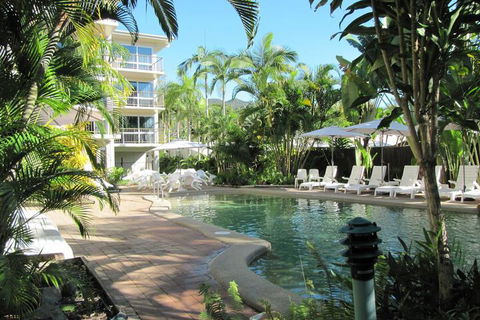 Island Palms Resort - Accommodation QLD 1
