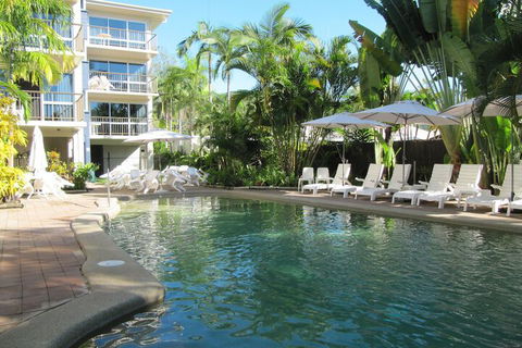 Island Palms Resort - Accommodation QLD 3