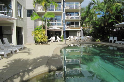 Island Palms Resort - Accommodation QLD 4