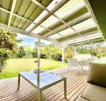 Hayes Beach House Jervis Bay Pet Friendly Award Winner Fireplace - Accommodation QLD