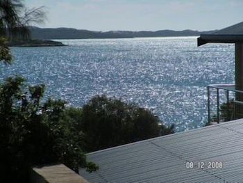 Longbeach Apartments Coffin Bay - Accommodation QLD 4