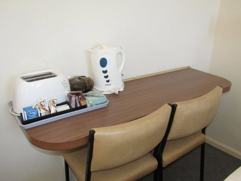 Twin City Motor Inn - Accommodation QLD 4