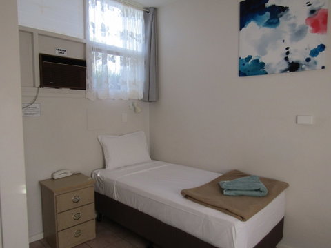Twin City Motor Inn - Accommodation QLD 1