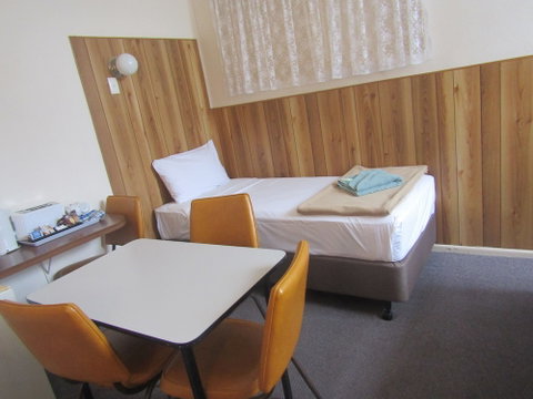 Twin City Motor Inn - Accommodation QLD 5