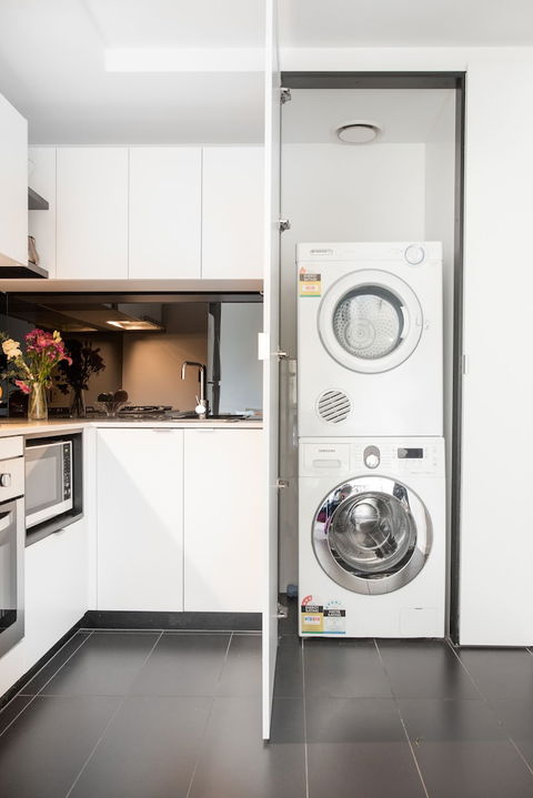 ABC Accommodation - 534 Flinders - Accommodation QLD 4