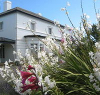 The Grove Cottages - Accommodation QLD