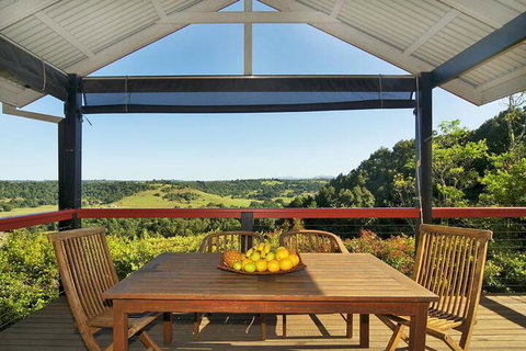 Suzanne S Hideaway - Accommodation QLD 4