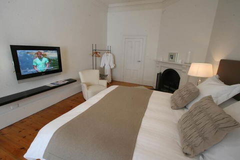 Colhurst House - Accommodation QLD 5