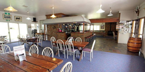 Willalooka Tavern - Accommodation QLD 6