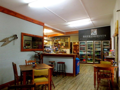 Willalooka Tavern - Accommodation QLD 3