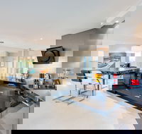 Cottesloe Contemporary Villa - Accommodation QLD