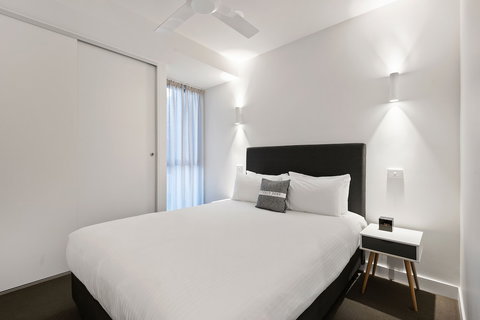 District Fitzroy - Accommodation QLD 0