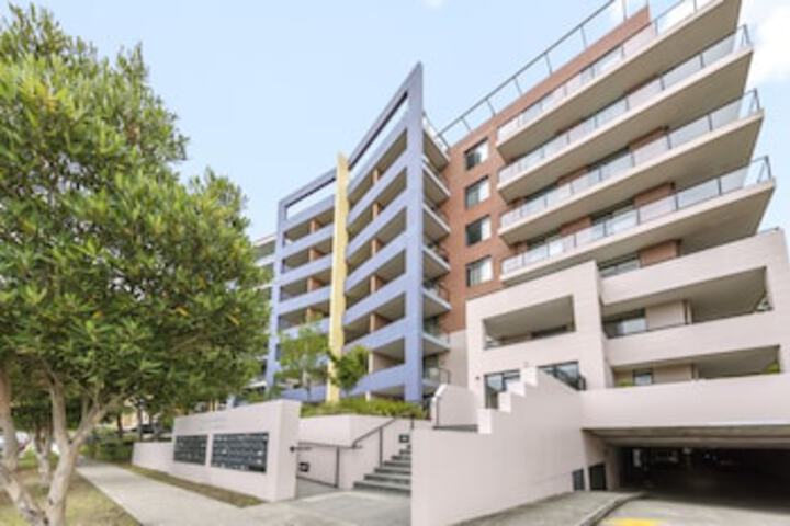 Waitara NSW Accommodation QLD