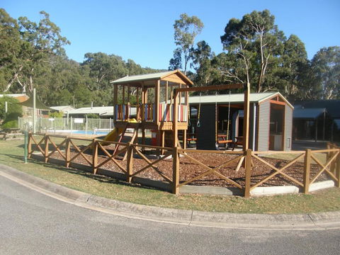 Halls Gap Log Cabins - Accommodation QLD 6