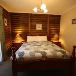Halls Gap Log Cabins - Accommodation QLD 0