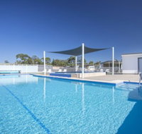Lakeside Cabins  Holiday Village - Accommodation QLD