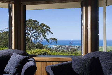 Glenoe Cottages - Accommodation QLD 3