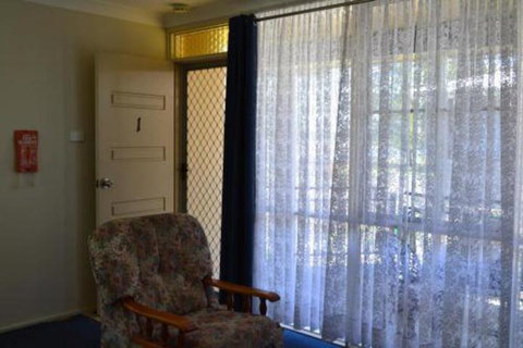 Sundial Holiday Units - Accommodation QLD 7