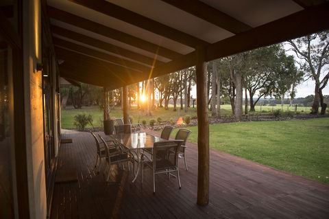 Forest Rise - Accommodation QLD 6