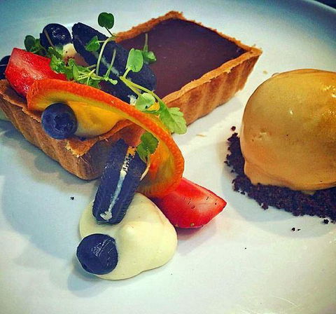 The Union Bar - Accommodation QLD 9