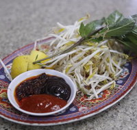 Pho Hung Vuong - Accommodation QLD