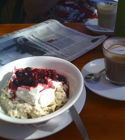 Loco Coffee - Accommodation QLD 0