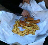 The Blue Sea Fish Shop - Accommodation QLD
