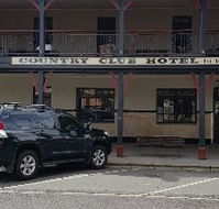 Country Club Hotel