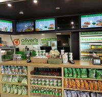 Oliver's - Accommodation QLD