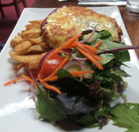 Victoria Hotel Woodend - Accommodation QLD