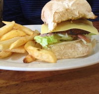 Foxy's - Accommodation QLD