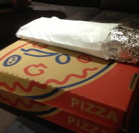Pax Hill Pizza - Accommodation QLD