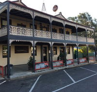 The Creekside Hotel - Accommodation QLD