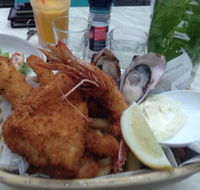 Fourth Fish Cafe and Restaurant - Accommodation QLD