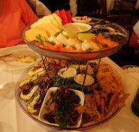 Basil's Seafood Restaurant - Accommodation QLD