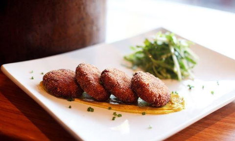 Meekak Korean BBQ Restaurant - Accommodation QLD 6