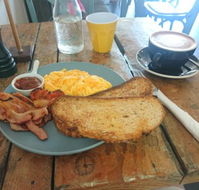 Hummingbird Cafe - Accommodation QLD