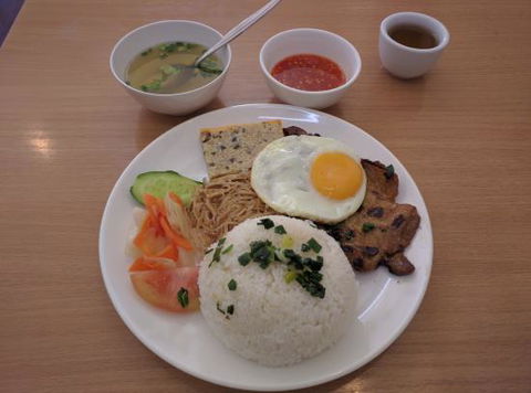 Phamous Vietnamese Restaurant - Accommodation QLD 0