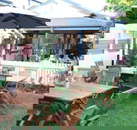 Duke  Co. Cafe - Accommodation QLD