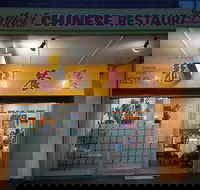 Golden Chopsticks - Accommodation QLD