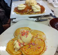 Lucie's Cafe - Accommodation QLD