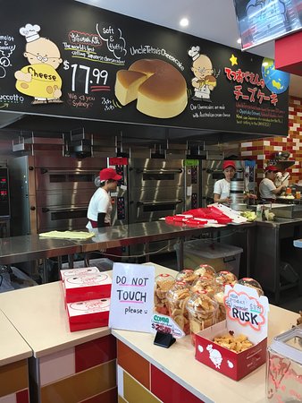 Uncle Tetsu's - Accommodation QLD 0