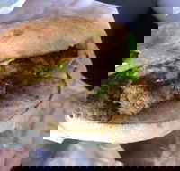 Burgers on William - Accommodation QLD